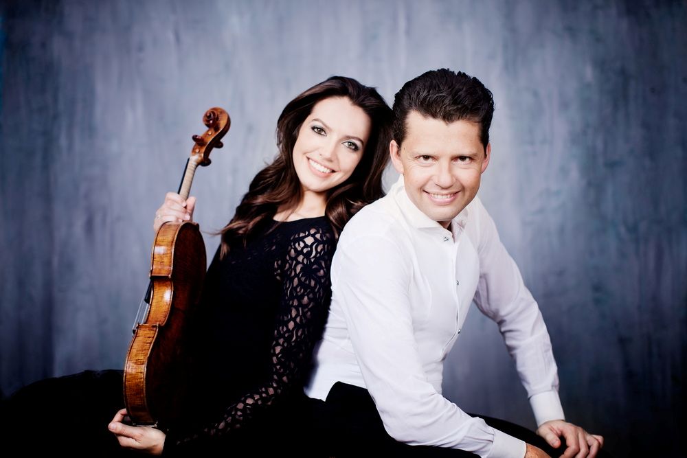 Julian Rachlin and Sarah McElravy - by Julia Wesely