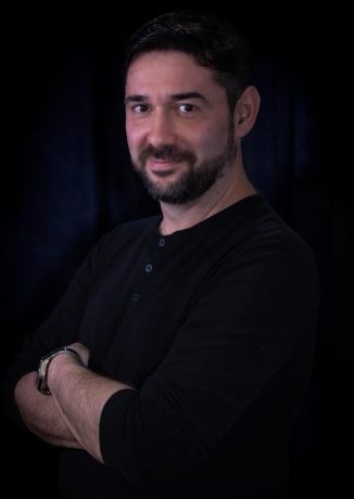 Yuri Kissin by Ernest Aranov